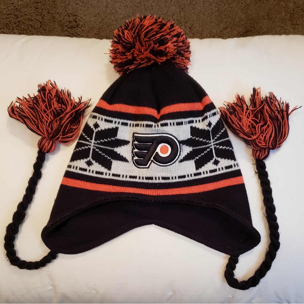 Philadelphia Flyers Knit Beanie with Pom kids